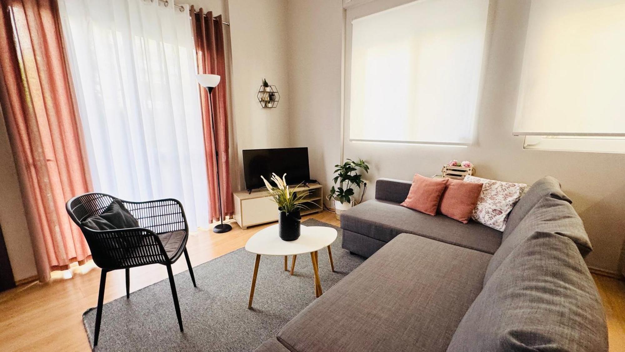 Elegant Glyfada Apartment-Private Garden-Near Metro 雅典 外观 照片